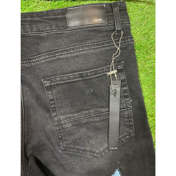 AMIRI Men’s Skinny Jeans 34 Black Wash Blue AMIRI Logo Patch Left Thigh Designer - Picture 6 of 7